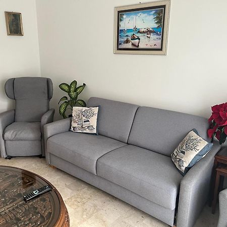Casa Vacanze Tardy E Benech Savona Buitenkant foto