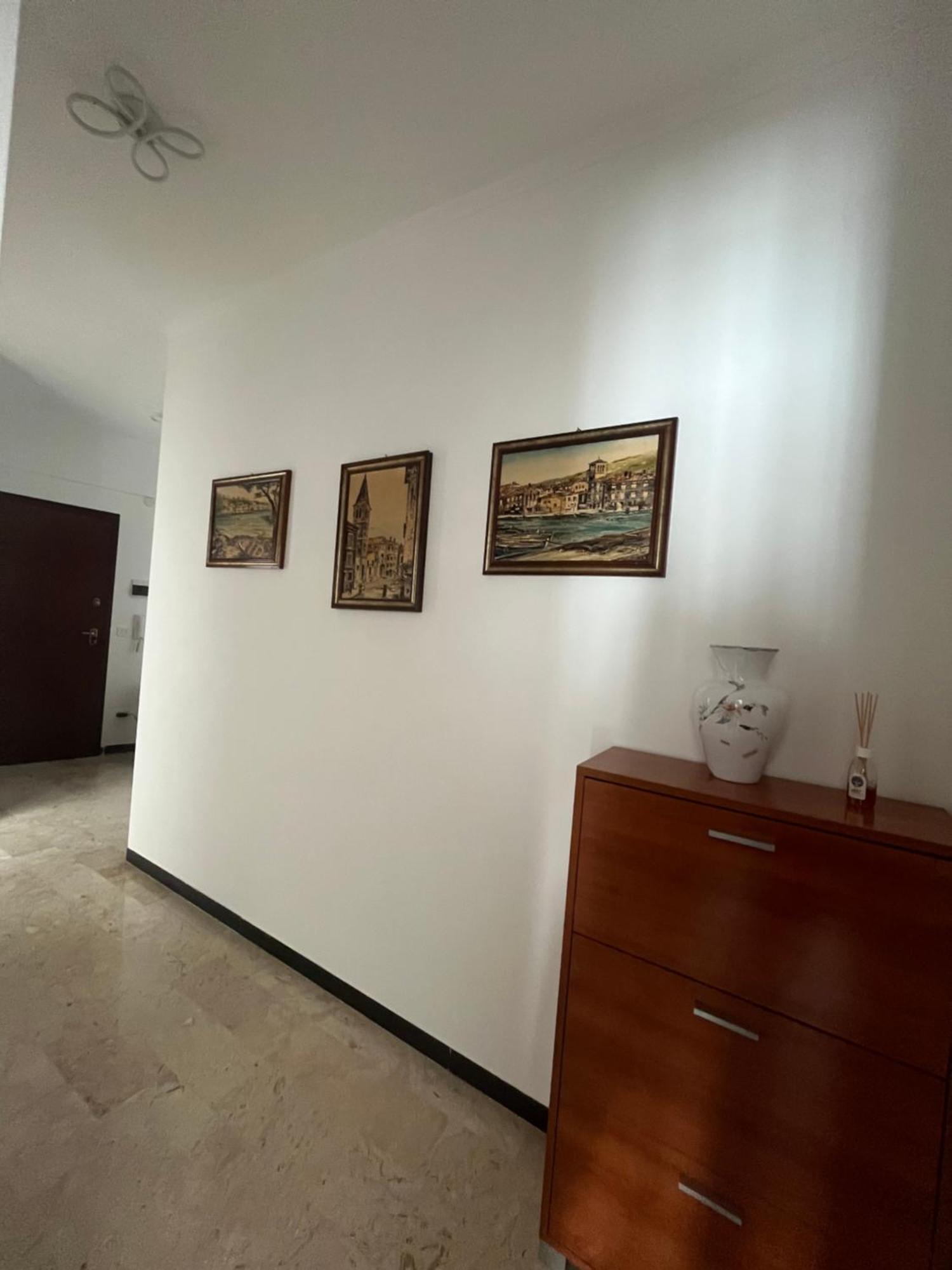 Casa Vacanze Tardy E Benech Savona Buitenkant foto